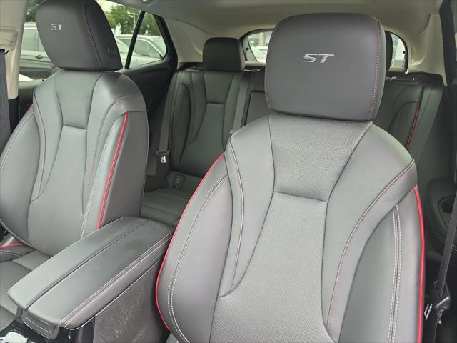 2023 Buick Envision Essence FWD