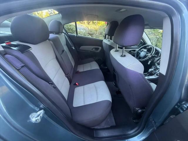 2012 Chevrolet Cruze LS