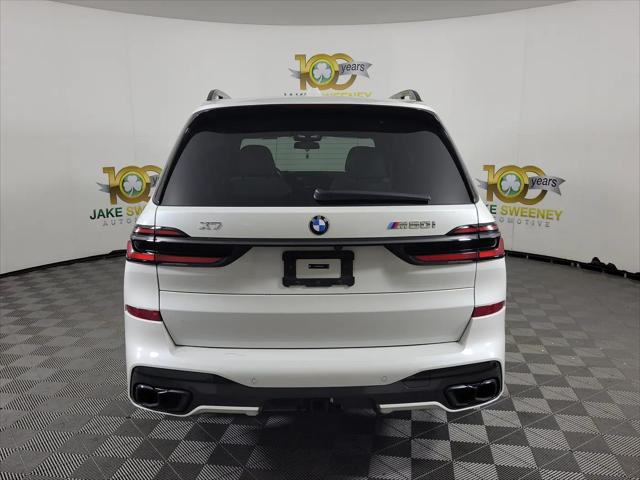 2024 BMW X7 M60i