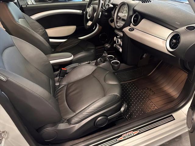 2010 MINI Cooper S Cooper S