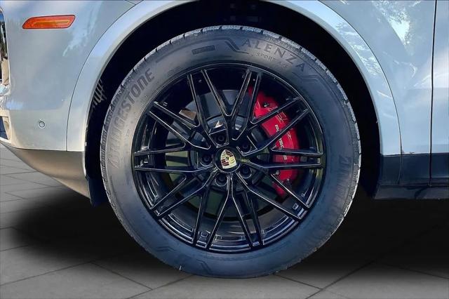 2024 Porsche Cayenne S