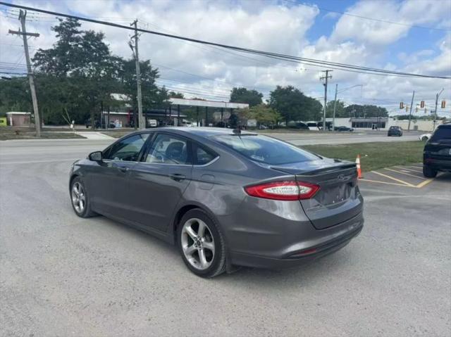 2013 Ford Fusion SE