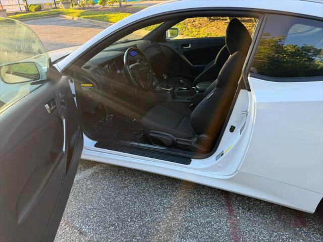 2013 Hyundai Genesis Coupe 2.0T