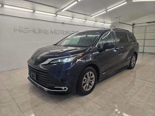 2021 Toyota Sienna XLE for sale in Southampton, NJ