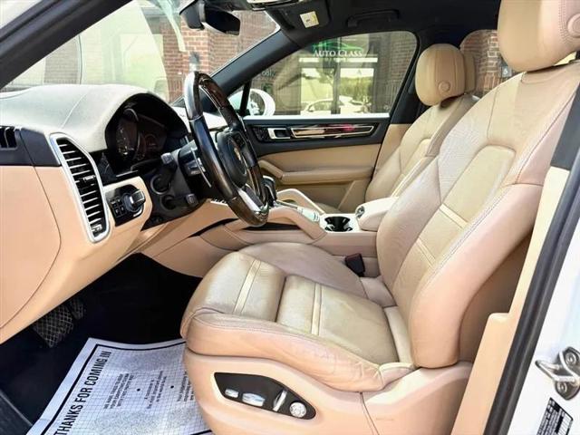 2019 Porsche Cayenne Base