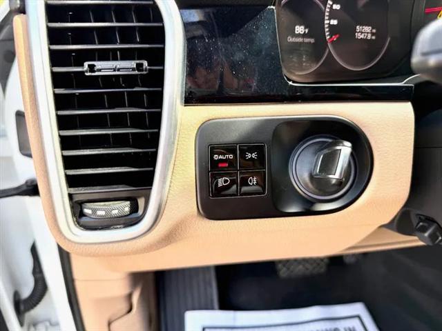 2019 Porsche Cayenne Base
