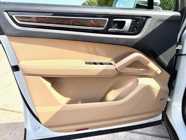 2019 Porsche Cayenne Base