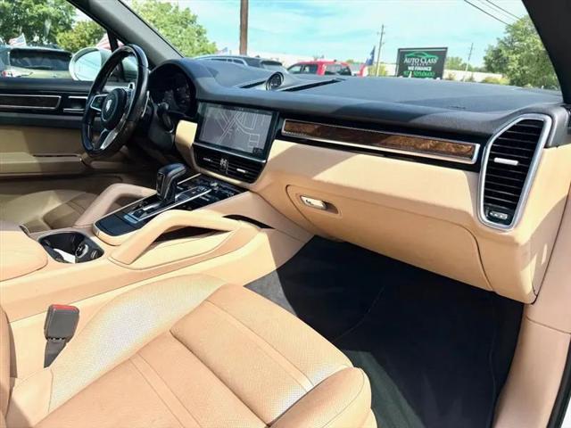 2019 Porsche Cayenne Base