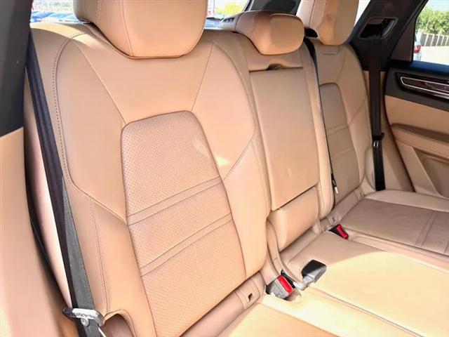 2019 Porsche Cayenne Base