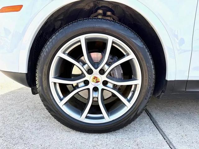 2019 Porsche Cayenne Base