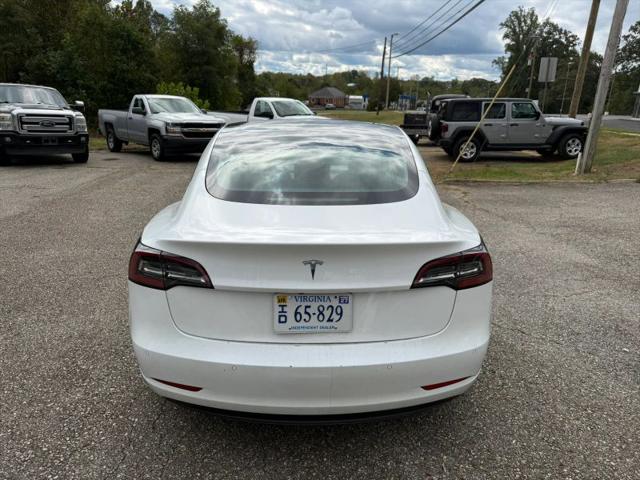 2022 Tesla Model 3 Rear-Wheel Drive