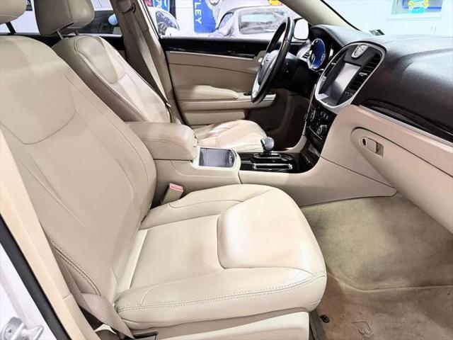 2013 Chrysler 300 Motown