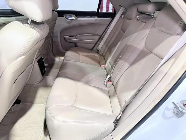 2013 Chrysler 300 Motown
