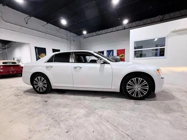 2013 Chrysler 300 Motown