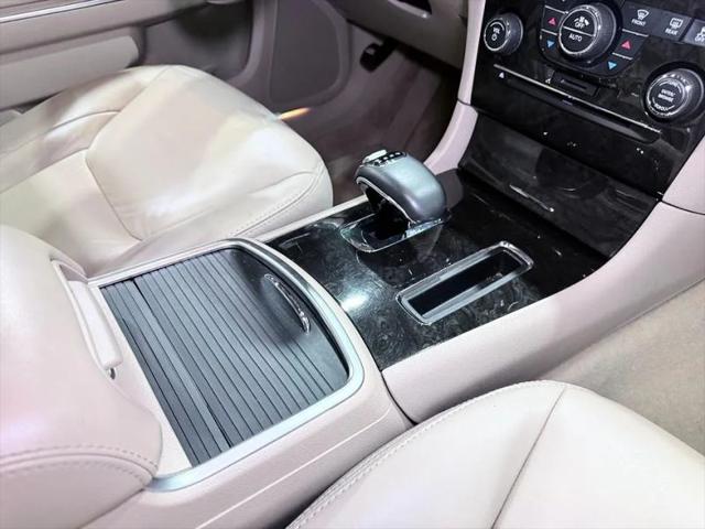 2013 Chrysler 300 Motown