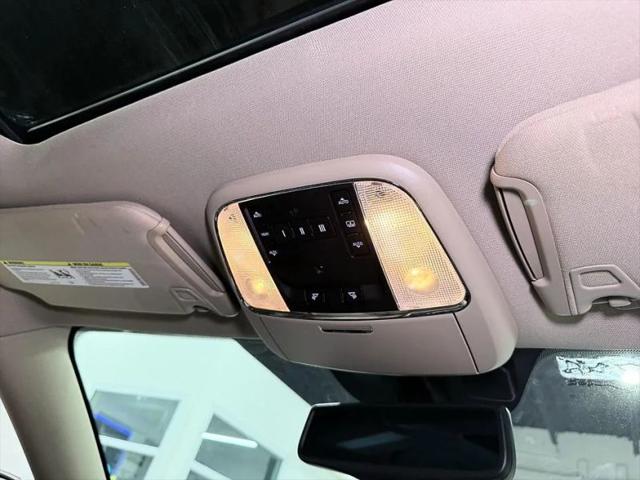 2013 Chrysler 300 Motown