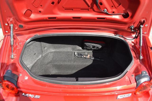 2016 Mazda MX-5 Grand Touring