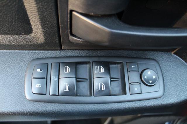 2018 Ram 1500 Express Crew Cab 4x2 57 Box