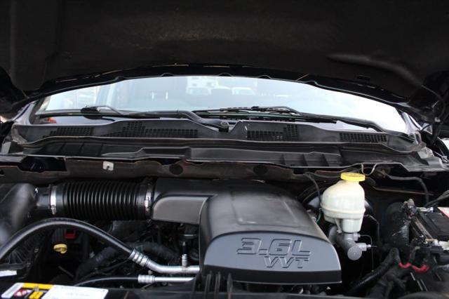2018 Ram 1500 Express Crew Cab 4x2 57 Box