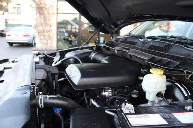 2018 Ram 1500 Express Crew Cab 4x2 57 Box