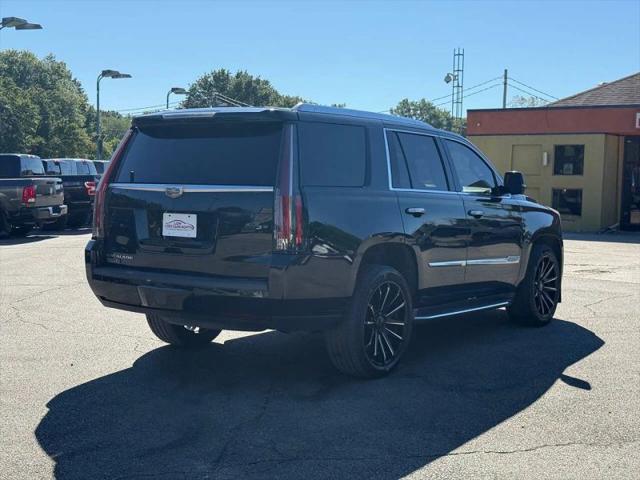 2016 Cadillac Escalade Luxury Collection