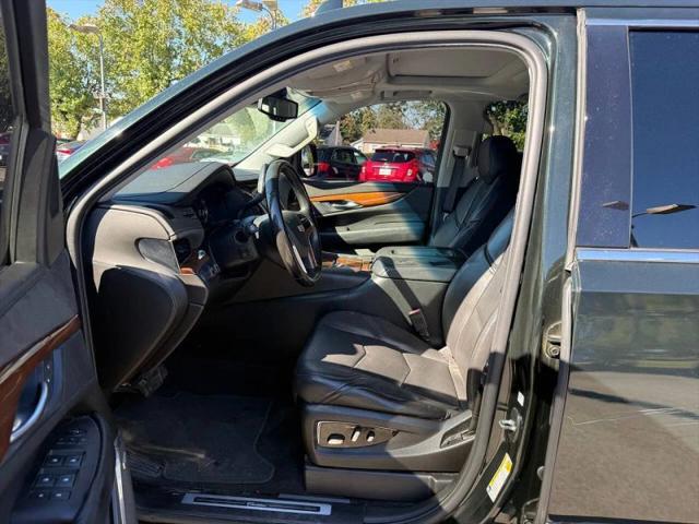 2016 Cadillac Escalade Luxury Collection