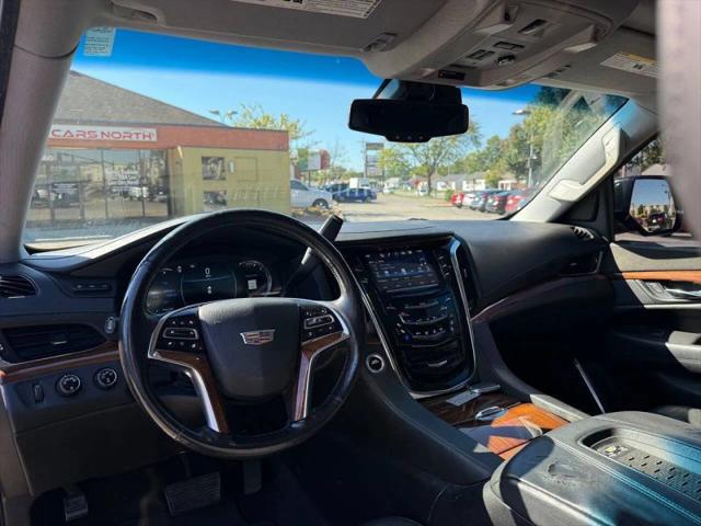 2016 Cadillac Escalade Luxury Collection