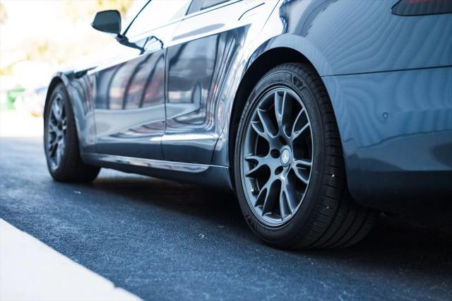 2022 Tesla Model S Dual Motor All-Wheel Drive