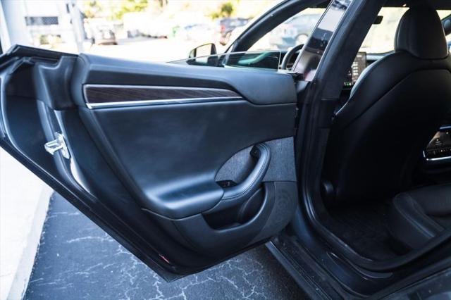 2022 Tesla Model S Dual Motor All-Wheel Drive
