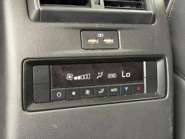 2024 Mazda X-90 3.3 Turbo Select