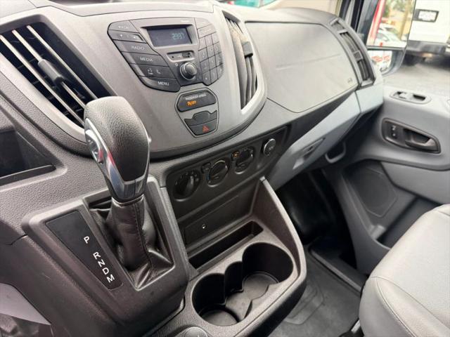 2018 Ford Transit w/Sliding Side Door w/RWB