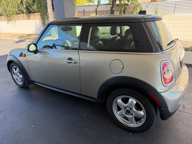 2011 MINI Cooper Cooper