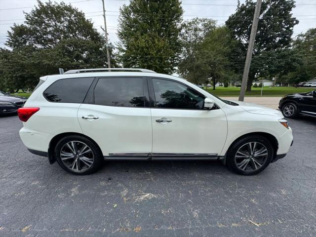 2017 Nissan Pathfinder Platinum