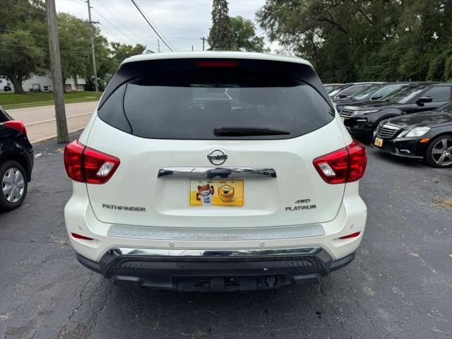2017 Nissan Pathfinder Platinum