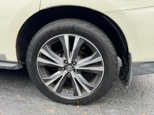 2017 Nissan Pathfinder Platinum