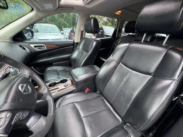 2017 Nissan Pathfinder Platinum
