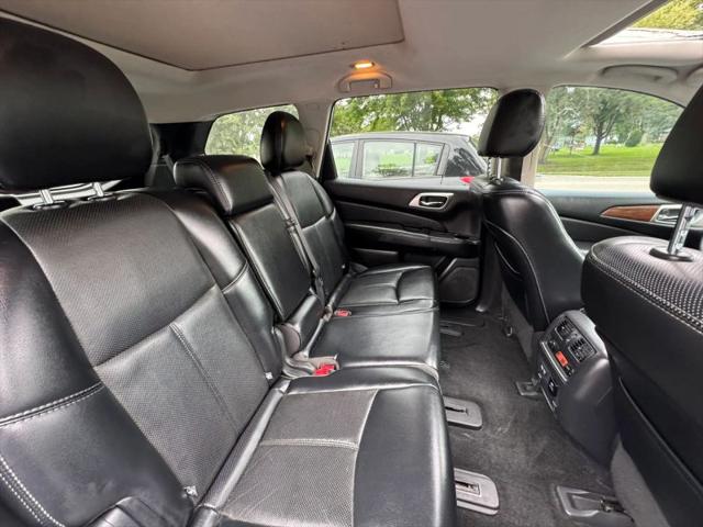 2017 Nissan Pathfinder Platinum