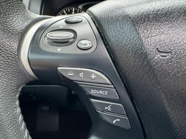 2017 Nissan Pathfinder Platinum