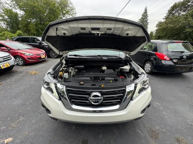 2017 Nissan Pathfinder Platinum