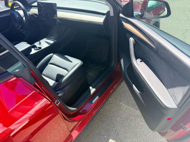 2024 Tesla Model Y Performance Dual Motor All-Wheel Drive
