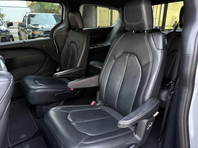 2018 Chrysler Pacifica Touring L Plus