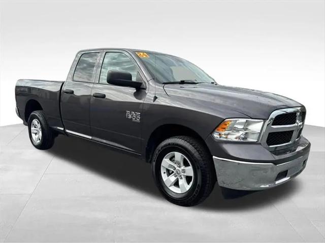 2024 Ram 1500 Classic SLT Quad Cab 4x4 64 Box