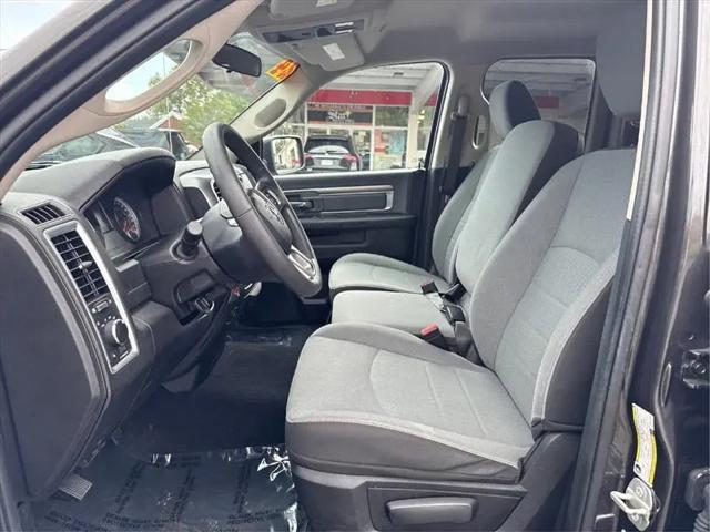 2024 Ram 1500 Classic SLT Quad Cab 4x4 64 Box