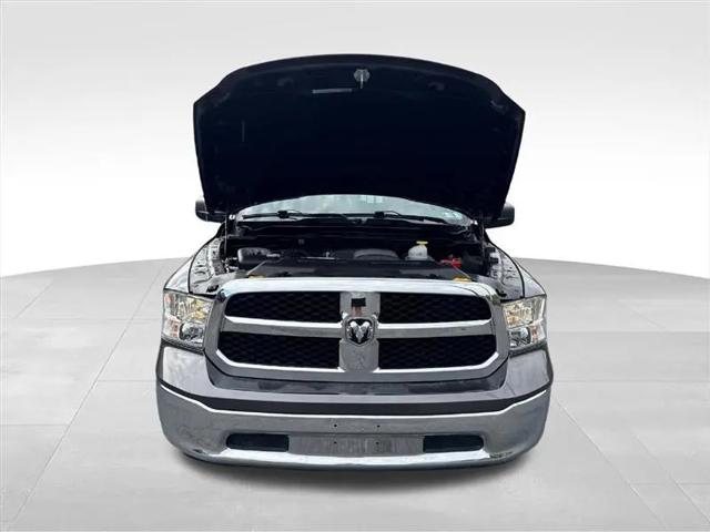 2024 Ram 1500 Classic SLT Quad Cab 4x4 64 Box