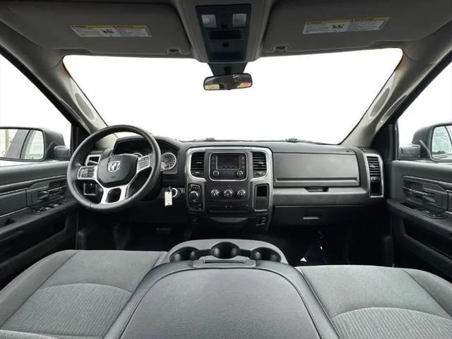 2024 Ram 1500 Classic SLT Quad Cab 4x4 64 Box