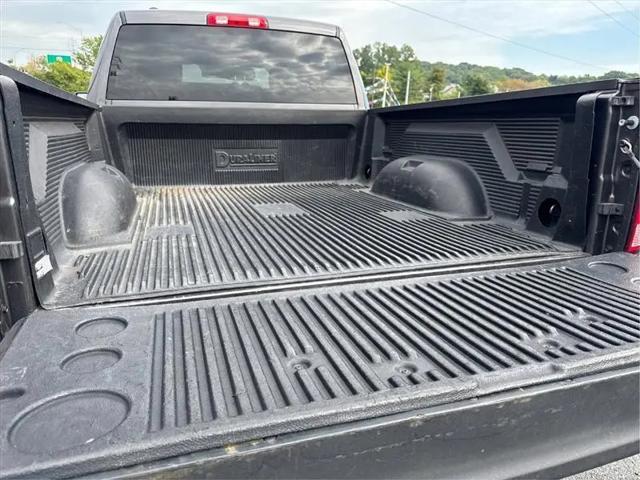 2024 Ram 1500 Classic SLT Quad Cab 4x4 64 Box