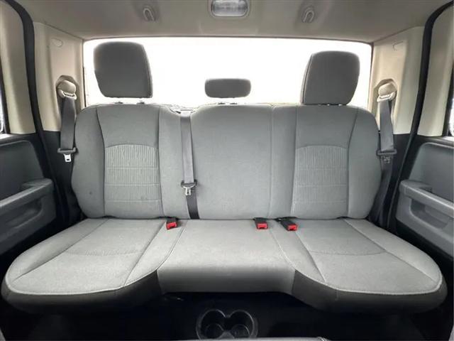 2024 Ram 1500 Classic SLT Quad Cab 4x4 64 Box