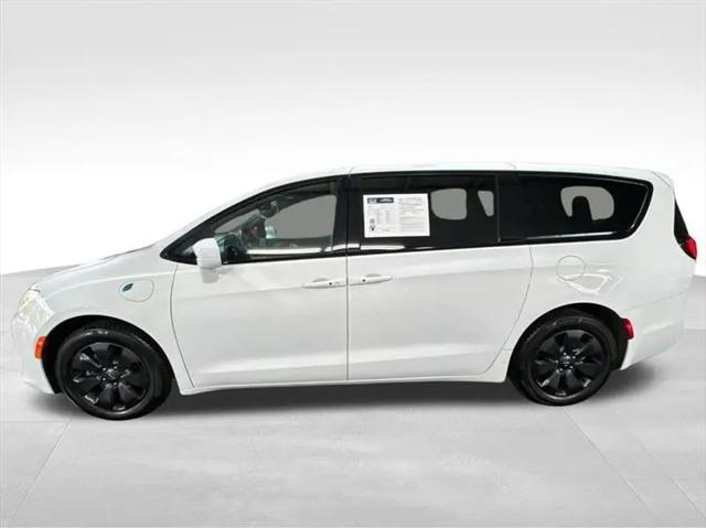 2020 Chrysler Pacifica Hybrid Touring