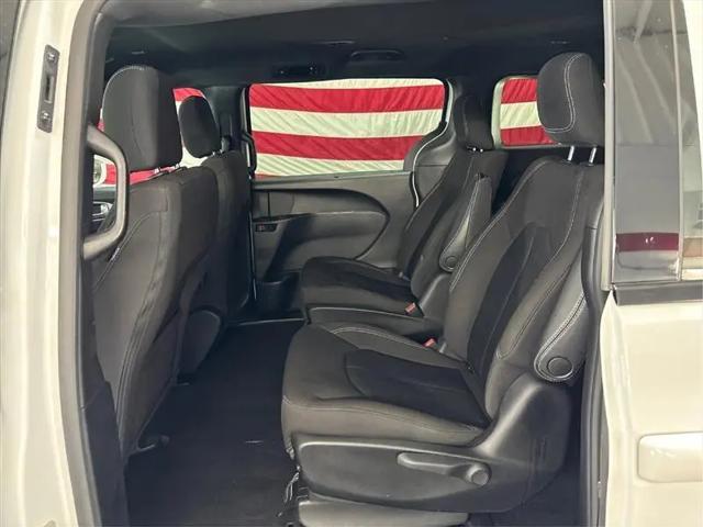 2020 Chrysler Pacifica Hybrid Touring