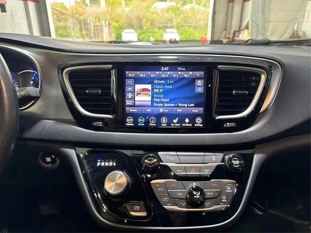 2020 Chrysler Pacifica Hybrid Touring